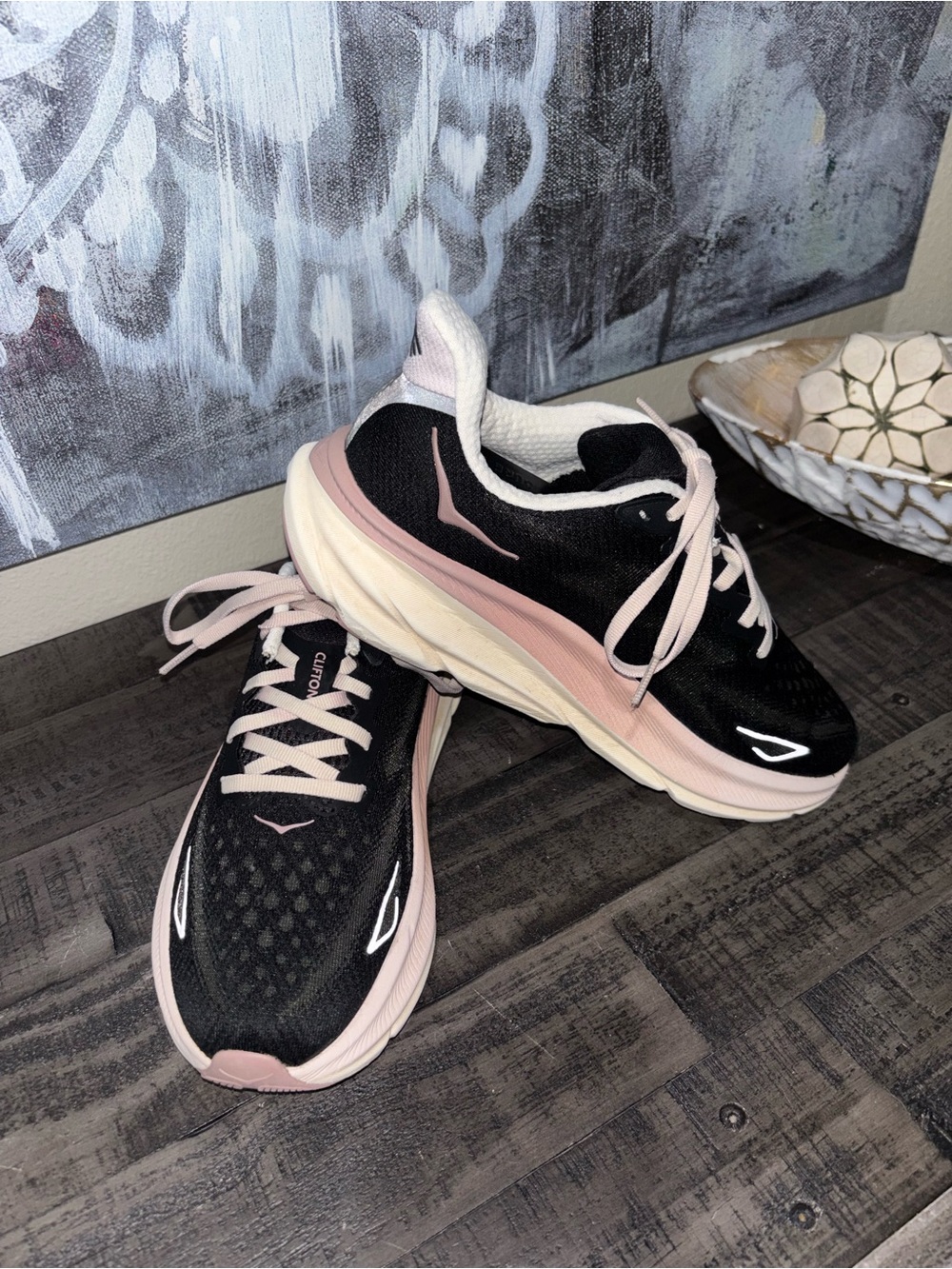 Hoka Clifton 9 running shoes WOMENS SZ 7.5 - Picture 8 of 14
